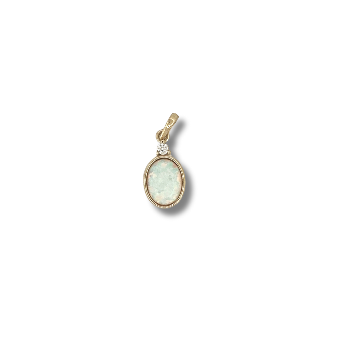 9ct gold opal pendant