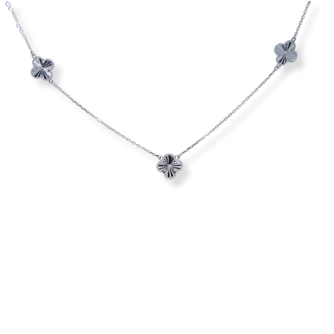 Silver Alhambra design necklace