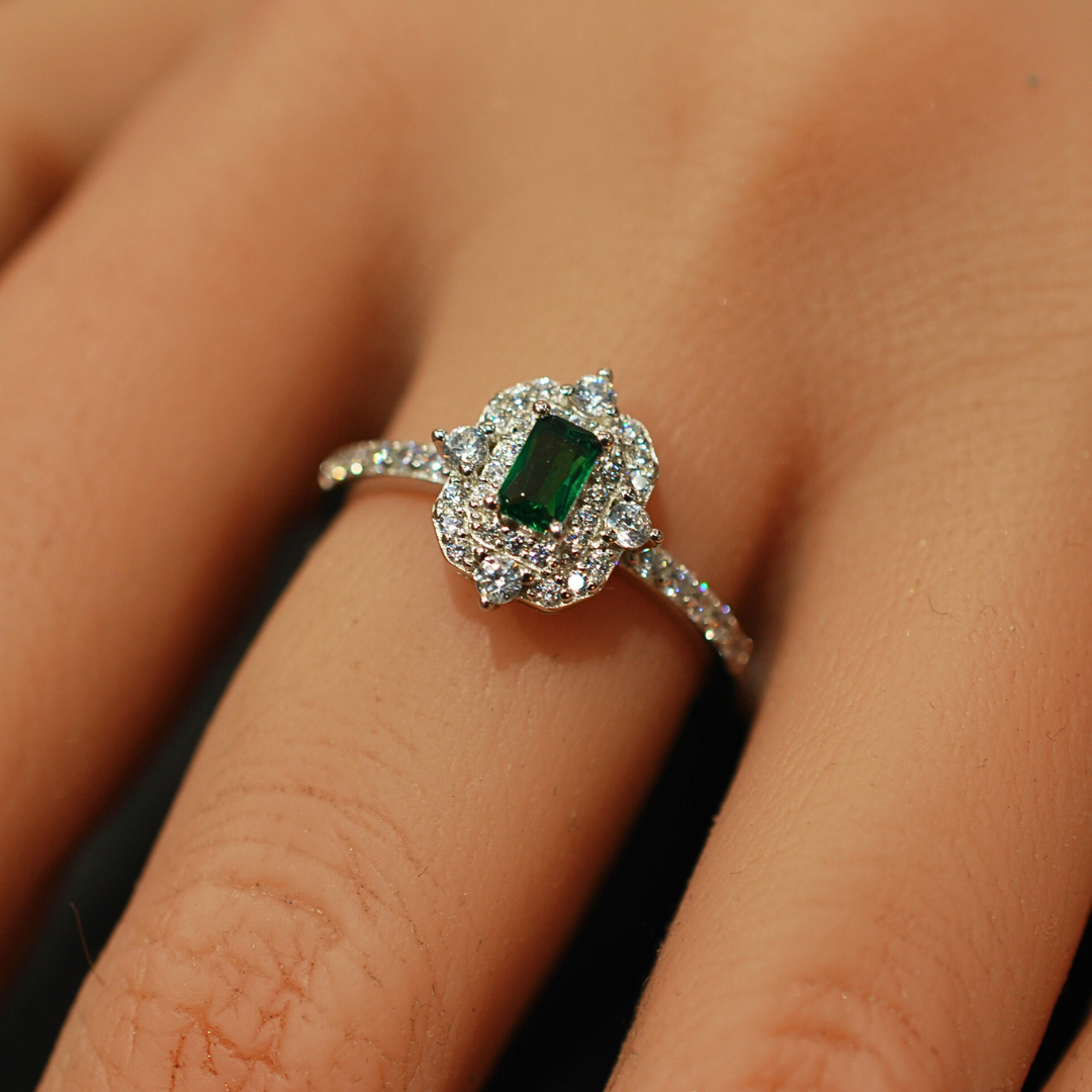 Silver green cz ring