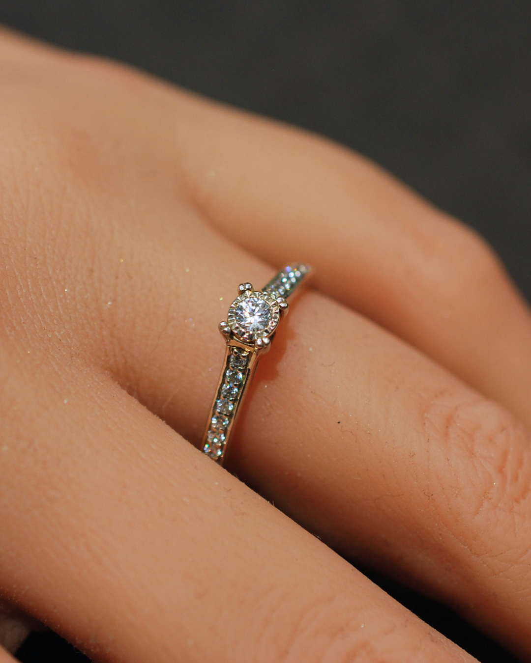 Silver cz ring
