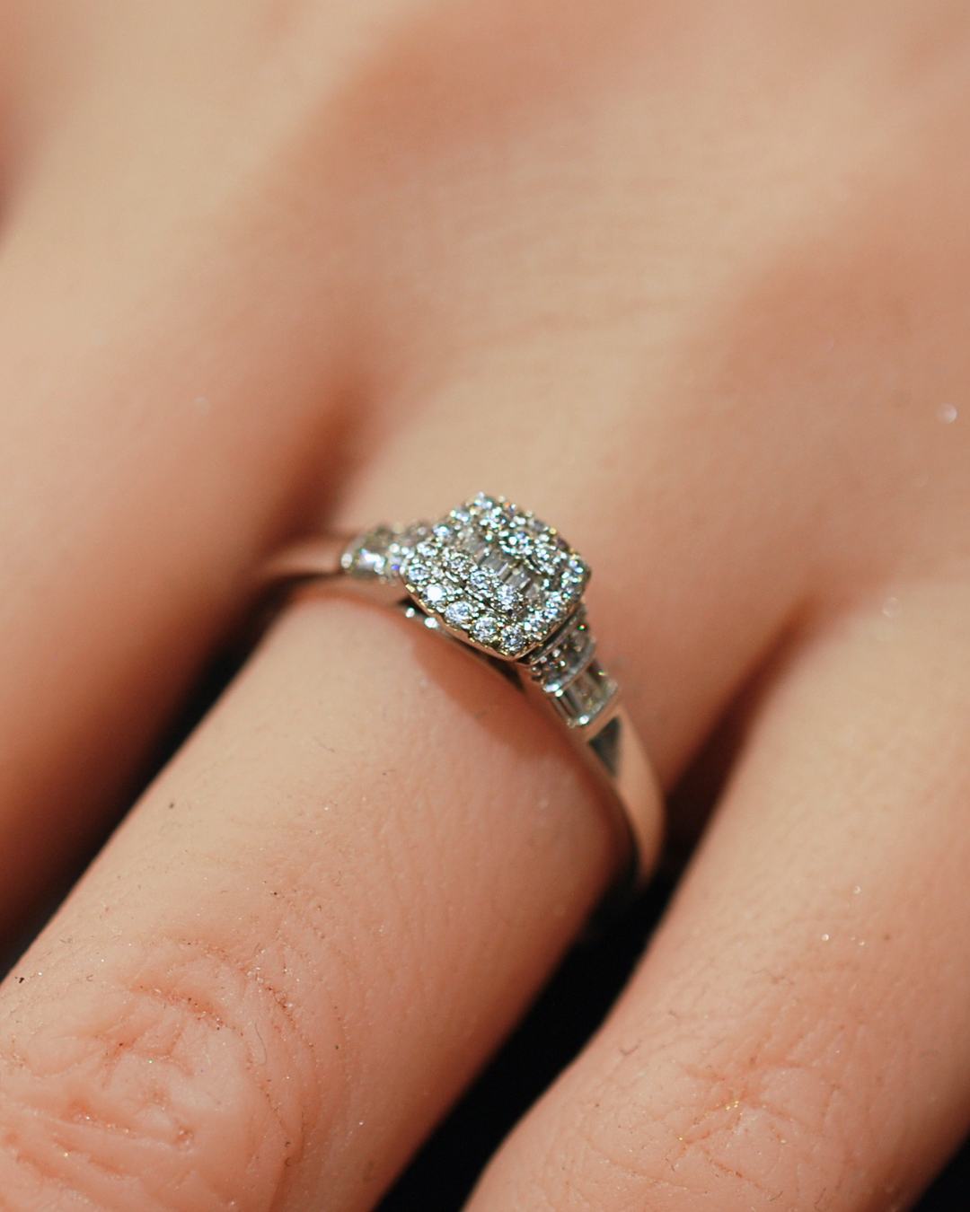 Silver cz ring
