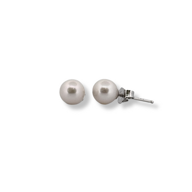 Silver pearl earrings