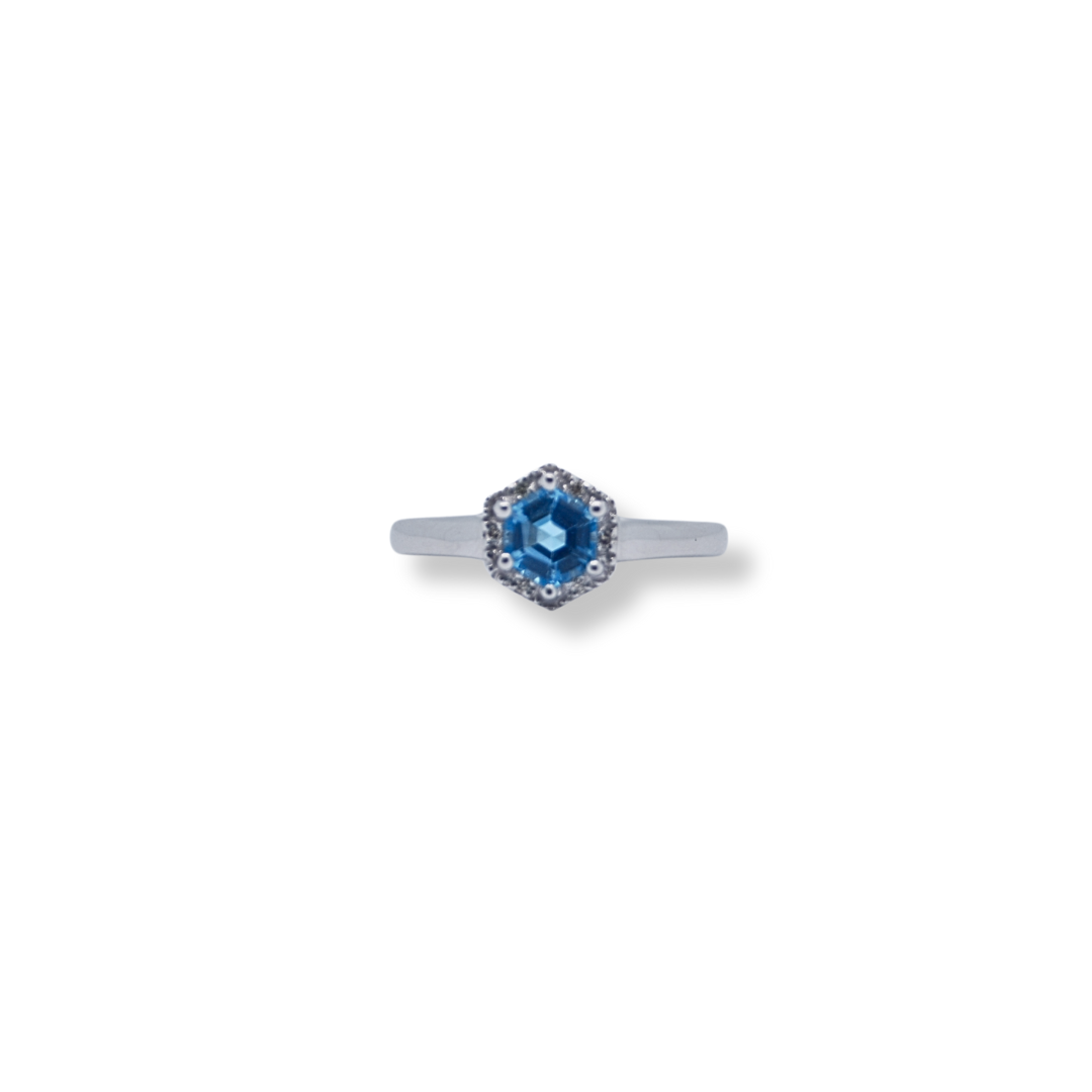 9ct gold diamond and topaz ring