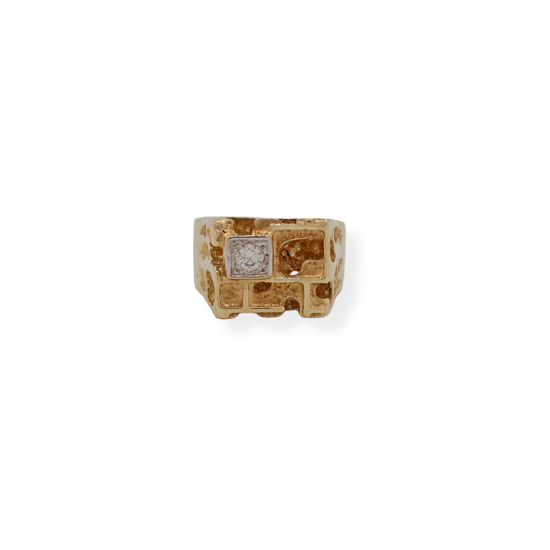 9ct gold castle cz ring